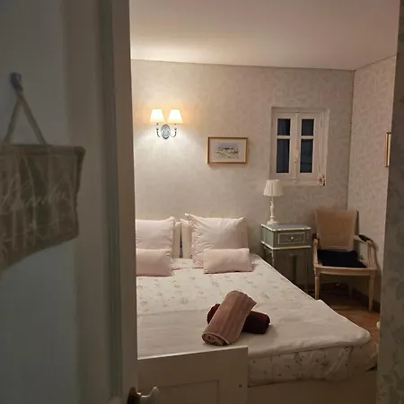 לינה וארוחת בוקר Le Clos Du Moulin , Charme Et Calme Proche Centre Historique, La Campagne A La דיז'ון