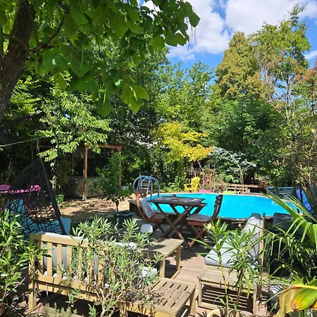 Le Clos Du Moulin Dijon, Piscine, La Campagne A La Ville, Proche Centre Historique Bed and Breakfast Ντιζόν