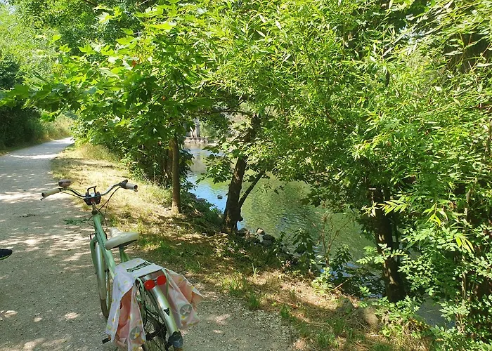 Le Clos Du Moulin , Charme Et Calme Proche Centre Historique, La Campagne A La לינה וארוחת בוקר דיז'ון
